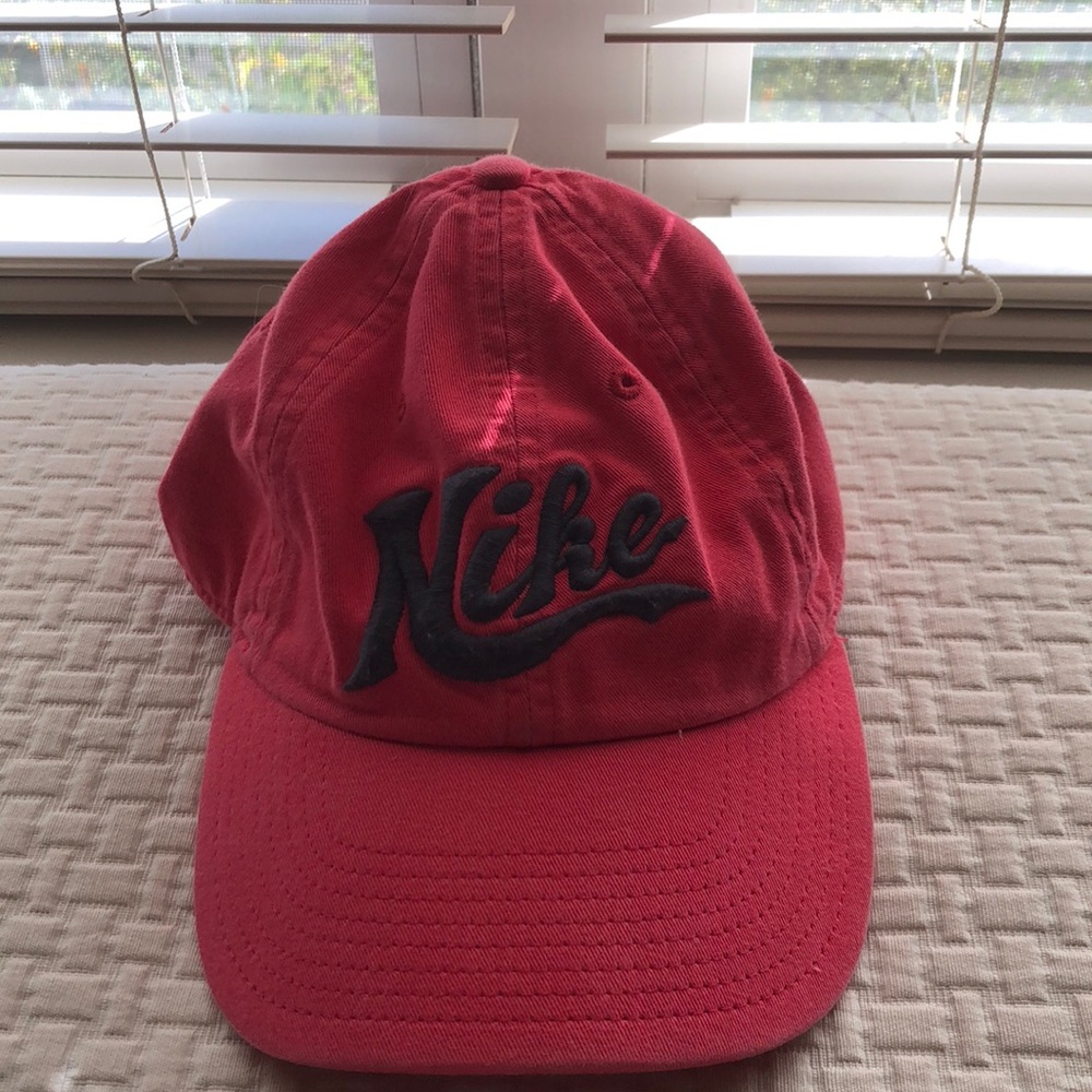 Nike pink baseball hat